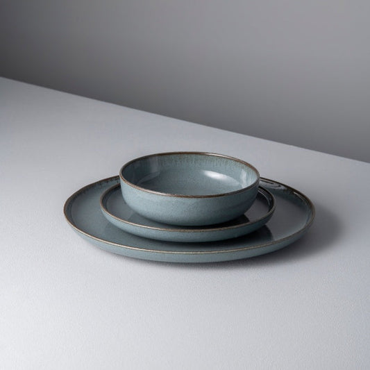 Dotti 18 Piece Porcelain Dinnerware Set, Green